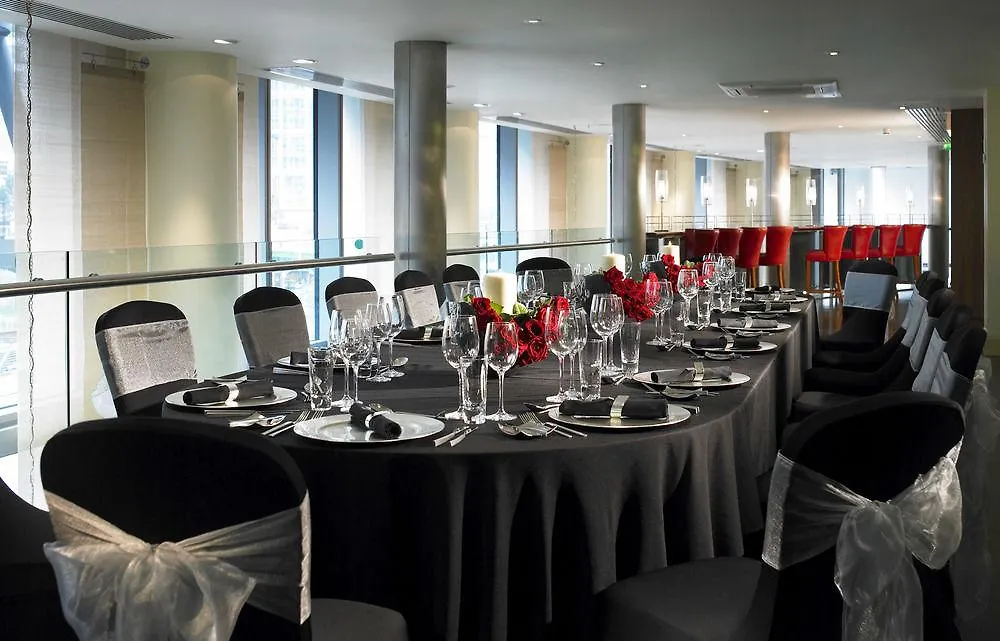London Marriott Hotel Canary Wharf 5*,  United Kingdom