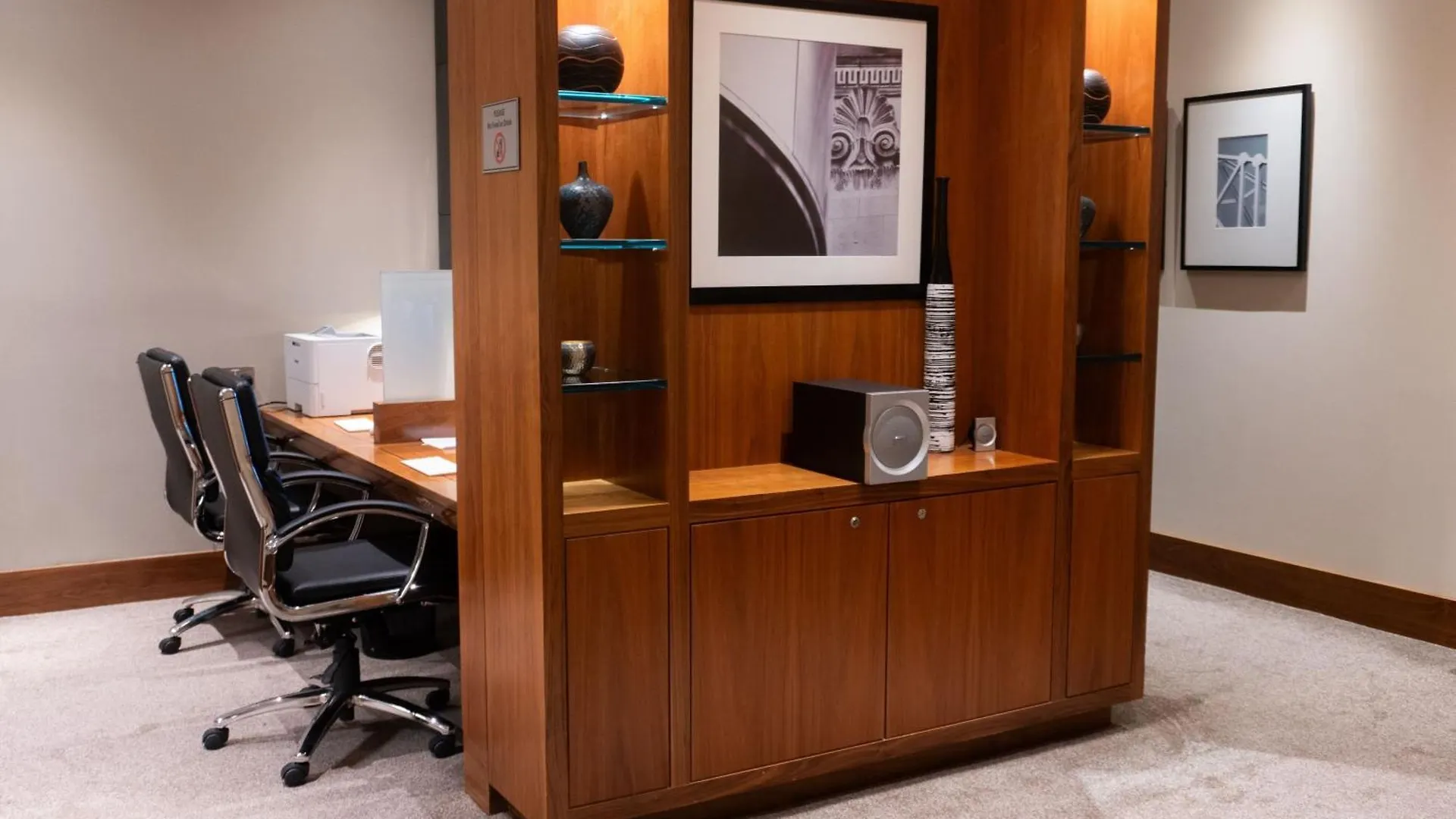 London Marriott Hotel Canary Wharf 5*,  United Kingdom